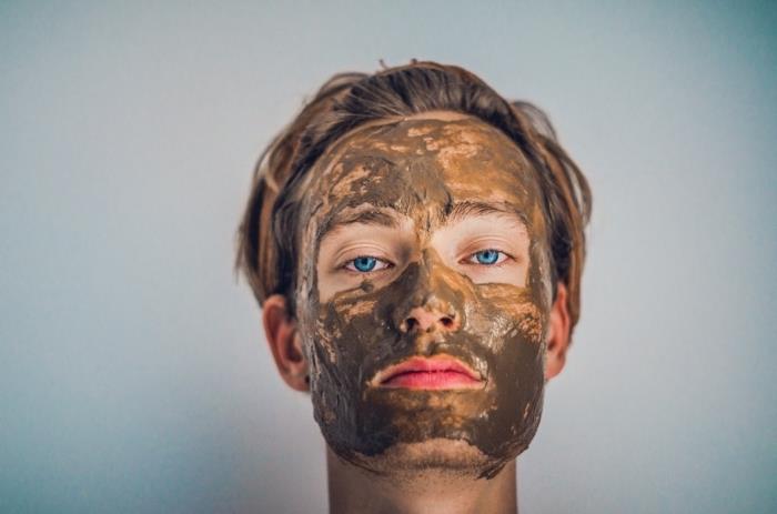 hemgjorda ansiktsmaskrecept för alla hudtyper, gör-det-själv naturkosmetik för att ta hand om ditt ansikte