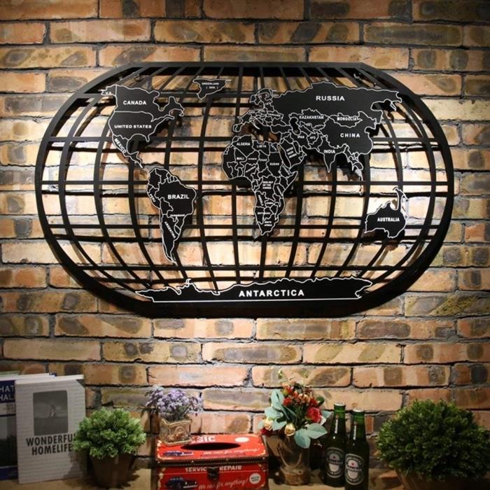 idé hur man dekorerar en tegelvägg med järn design deco världskarta, korridor eller entré layout med metall väggdekoration