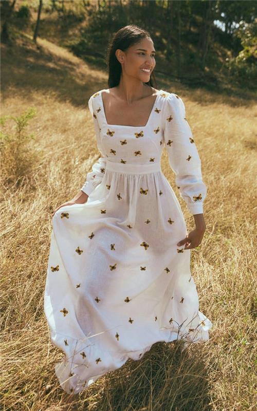 bohémske dlhé šaty žena outfit letné splývavé šaty s dlhým rukávom biele šaty žlté kvetinové vzory letná móda bohémska žena