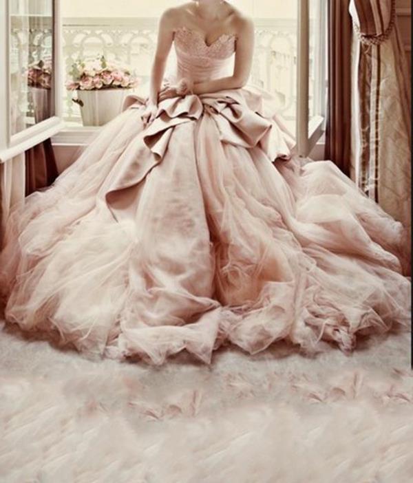 princeznovo-ružové-svadobné-šaty