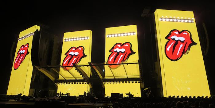 Turné Rolling Stones bez filtra sa malo začať 20. apríla v Miami, ale bolo odložené kvôli operácii srdca Mickovi Jaggerovi