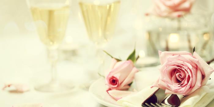 Ros- och champagnekoppar, mors dagspresent, mors dagbilder, gratis foto att dela