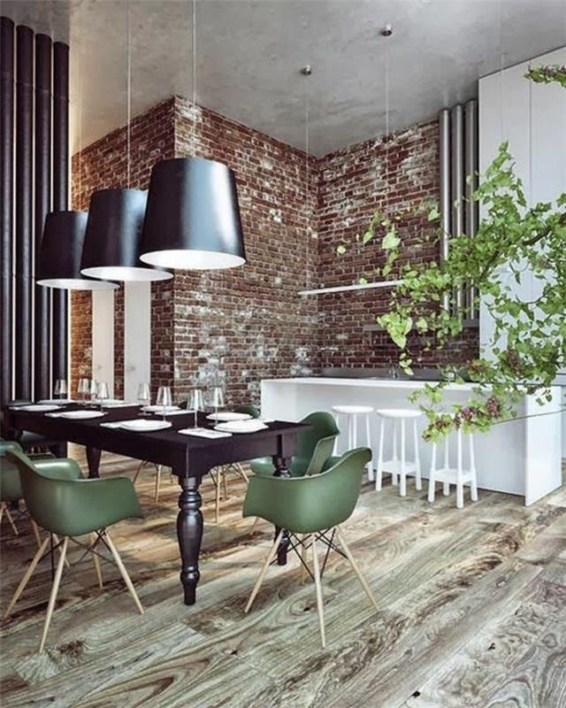 مصمم-غرفة-طعام-مع-جدران-قرميد-أحمر-فاتح-أرضية-أرضية-خضراء-طاولة-كرسي