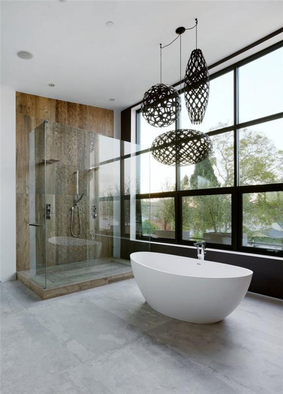 Nápad na relaxačnú kúpeľňovú dekoráciu v neutrálnych farbách, akú obklad na stenu pre sprchovací kút s efektom prírodného dreva