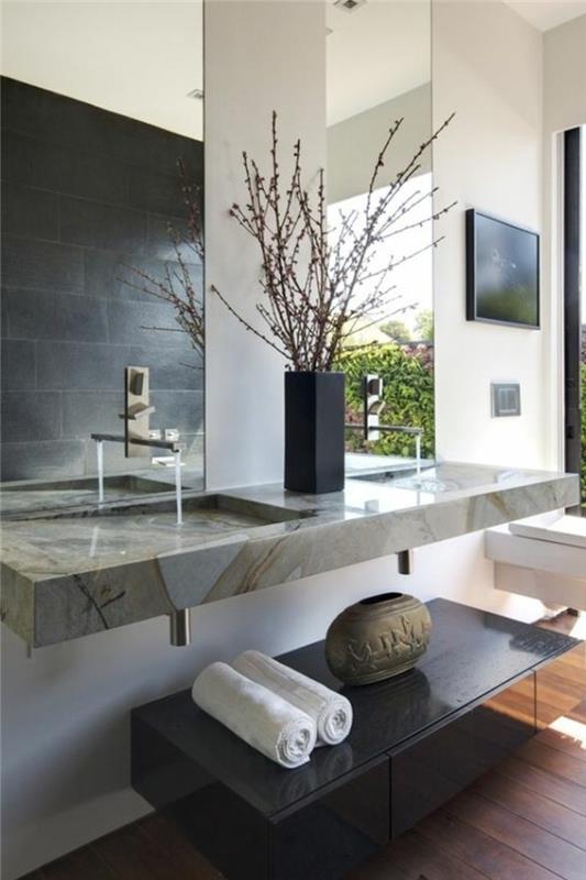 Zen-deco-badrum-parkett-golv-handfat-grå-marmor-spegel-rektangulär-spegel