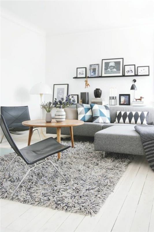 elegant-modernt-vardagsrum-grå-matta-vit-parkett-golv-vita väggar