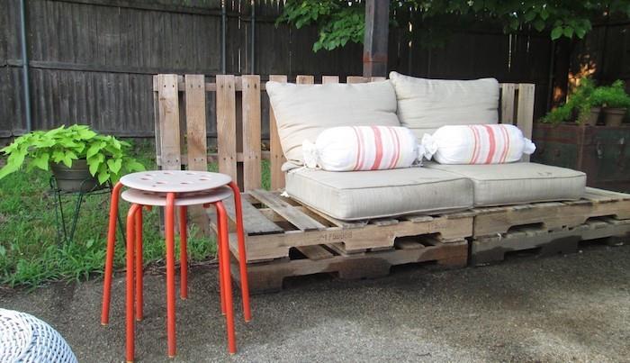 záhradný nábytok-v-palete-nábytok-jednoduchá-výroba-canape-recyklácia