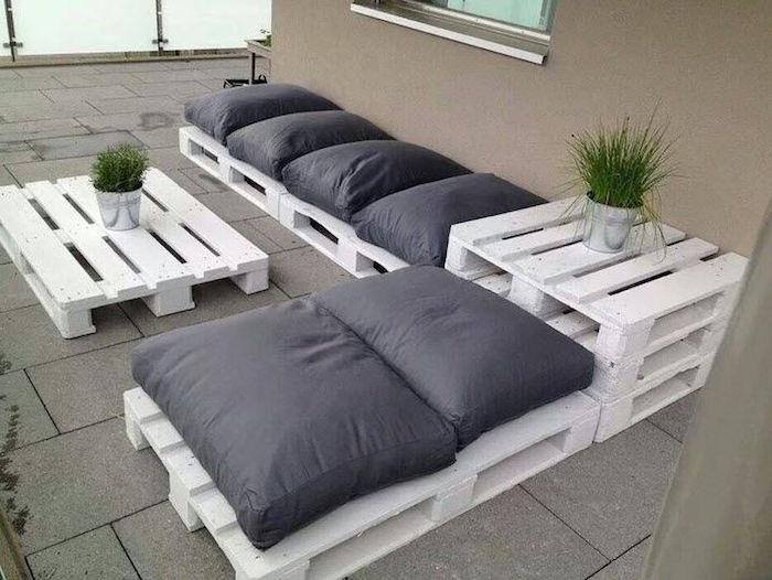 záhradný nábytok-paleta-biela-sedačka