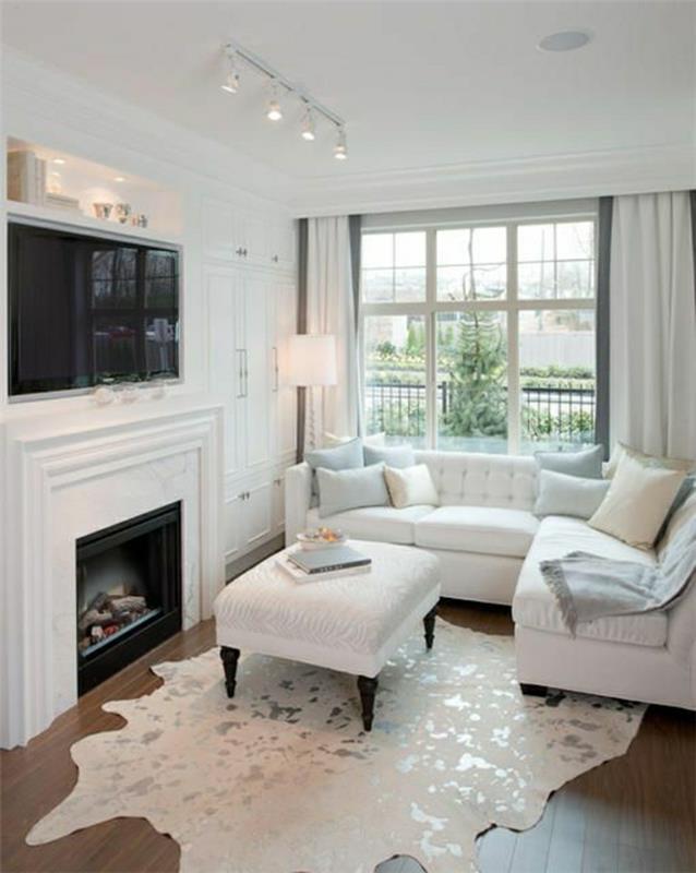 moderná obývačka-koža-biela-sedačka-v-koži-okne-veľké-biele-záclony