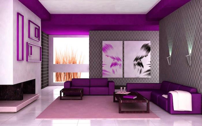 ružový obraz modernej obývačky, sivé a fialové súčasné usporiadanie obývačky