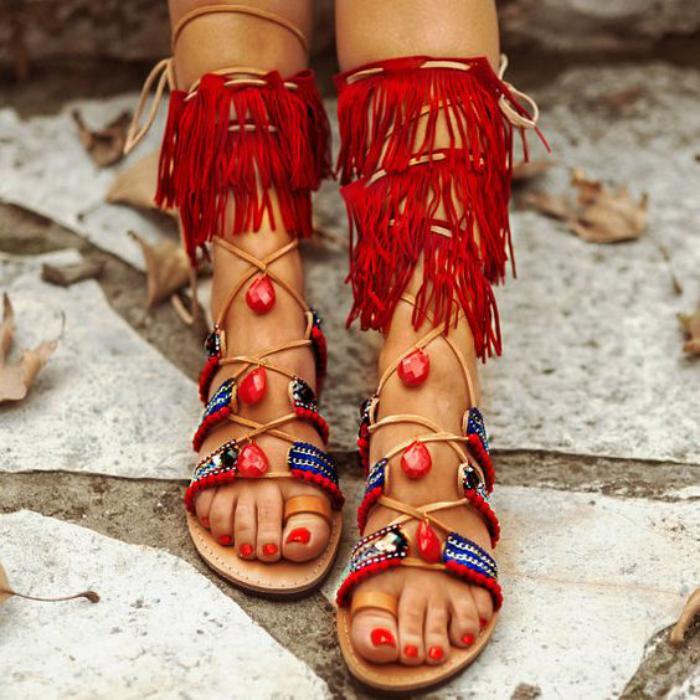 röd-boho-chic-hög-sandaler