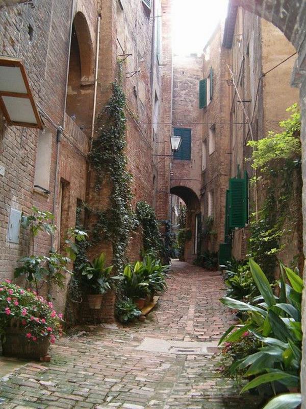 siena-rue-taliansko