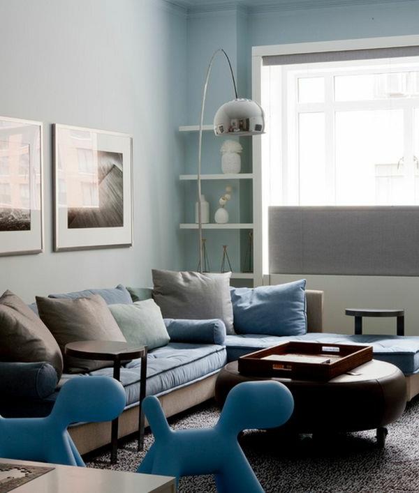 modro-biela farba obývačky