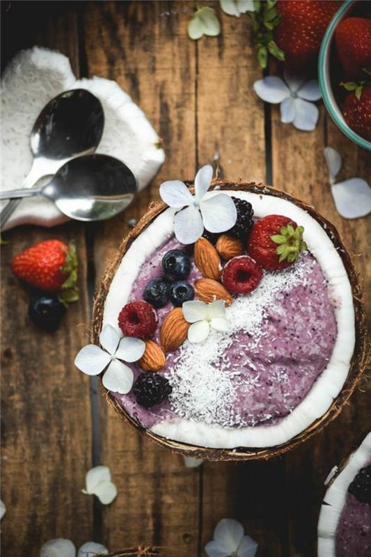 smoothie-bowl-na-raňajky-diétne-smoothie-dobré pre zdravie