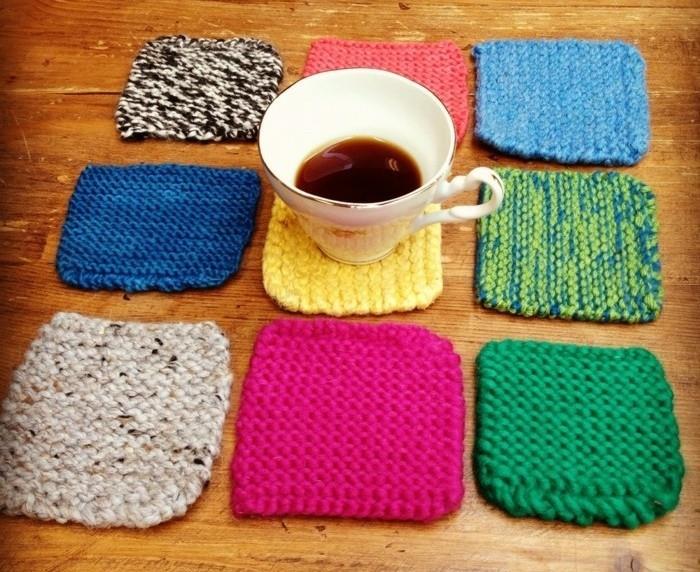 Tazzina di Colore bianco da caffè، sottobicchieri colorati all'uncinetto، creazioni fai da te