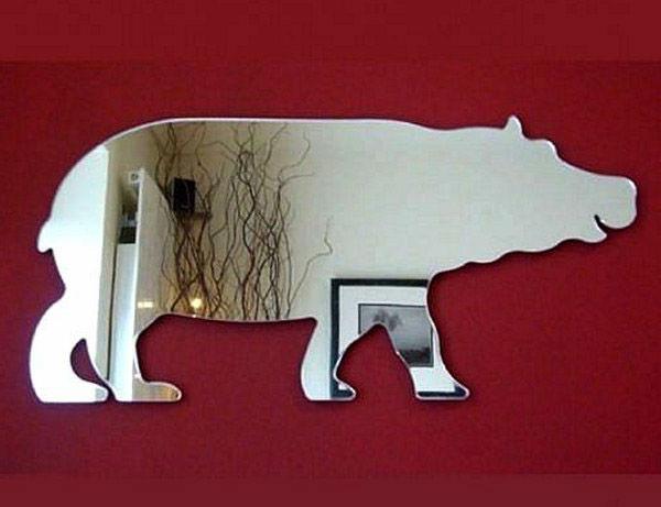samolepka v tvare medveďa-zrkadlo-na stenu