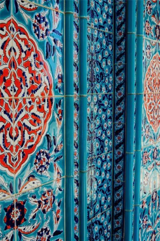 البلاط المغربي الطراز