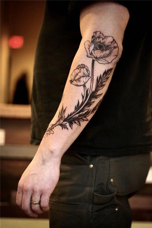 blomma tatuering svart och vitt blomma tatuering underarm män