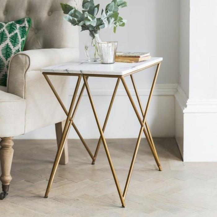 vit-marmor-element-koppar-piedestal-soffbord