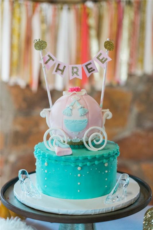 Popoluška-stôl-Disney-Popoluška-dekorácia-nápady-narodeniny-dievča-torta-princezná-šaty-torta-trojročná