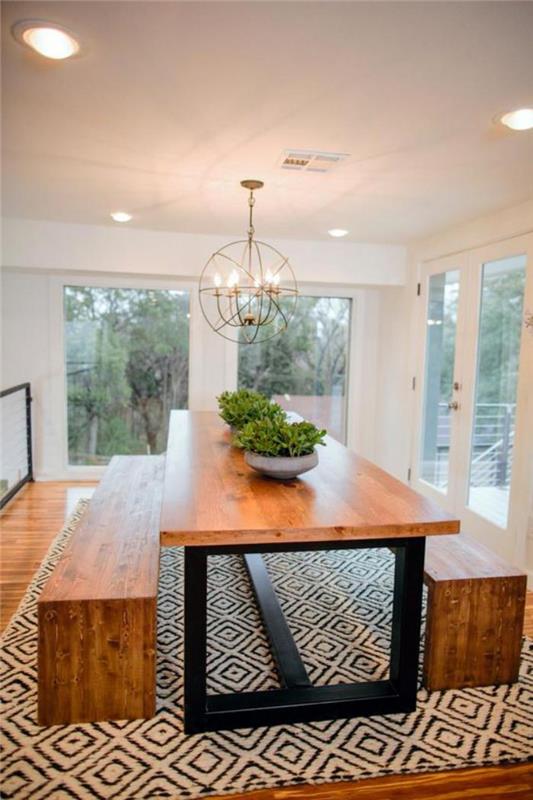 jedálenský stôl s originálnym dizajnom z dreva a kovu