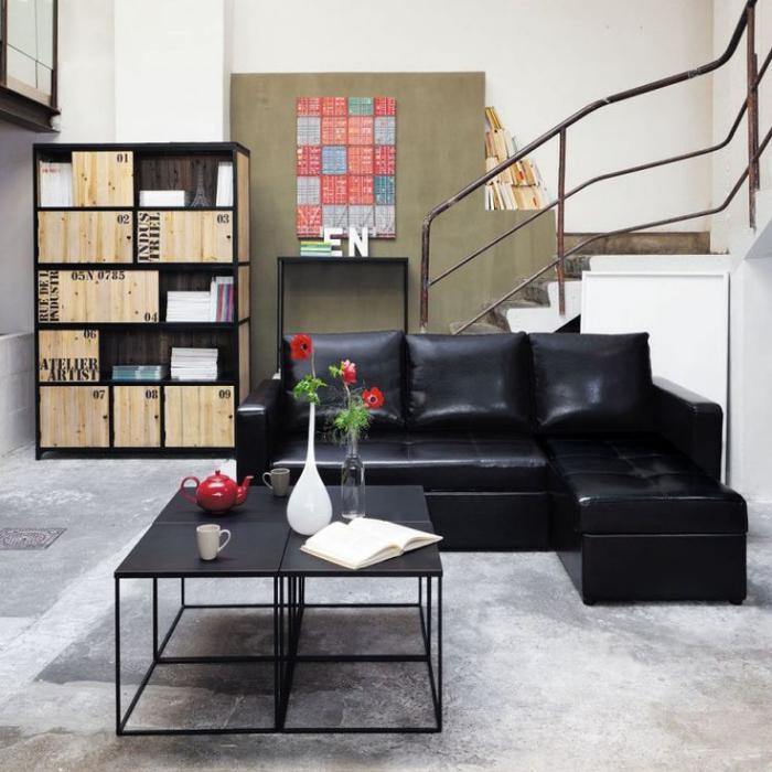 industritrappa-svart sektions-soffa-vardagsrum-bord