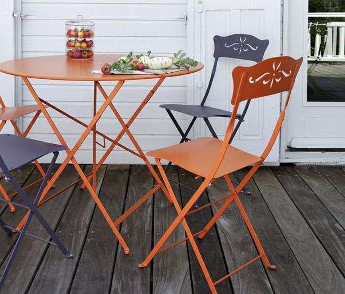 Orange-Iron-Folding-Garden-Table-Iron-Folding-Garden-Stolar