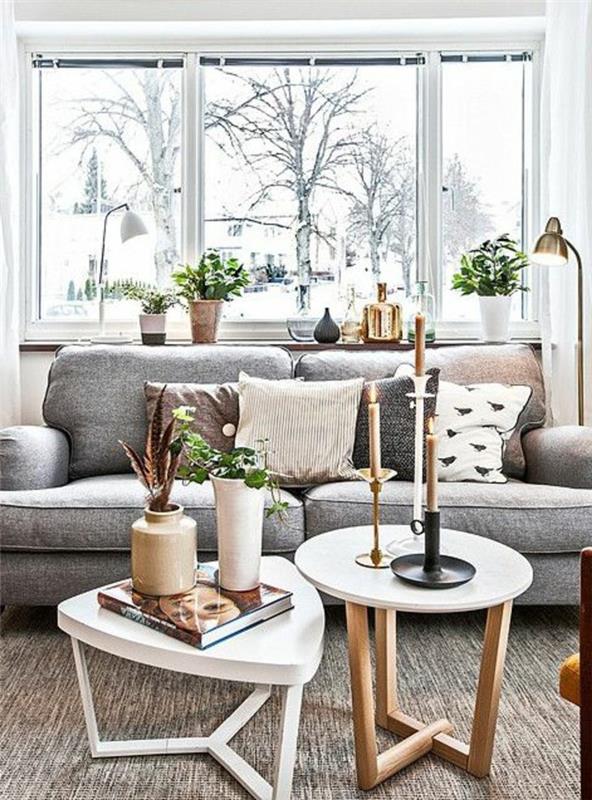 häckande-soffbord-i-vitt-trä-och-ljust-matta-vardagsrum-soffa-grått