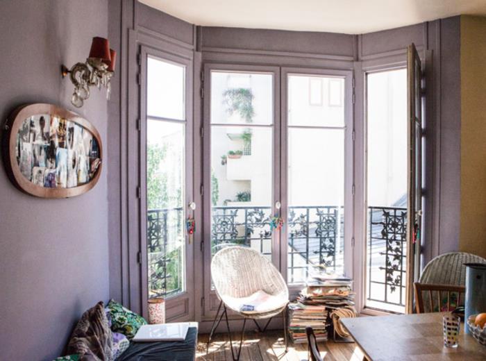 fialový koberec-orgován-farba-spálne-balkón