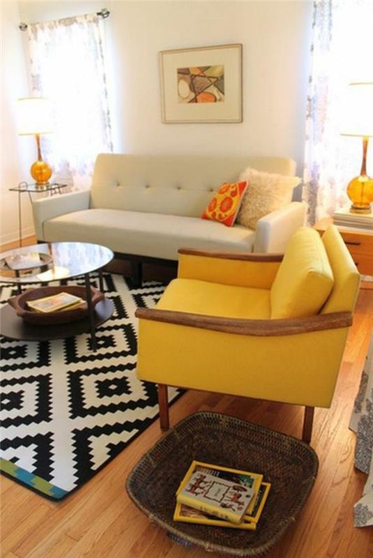 moderna mattor-vardagsrum-modern-stil-vit-soffa-gul-fåtölj