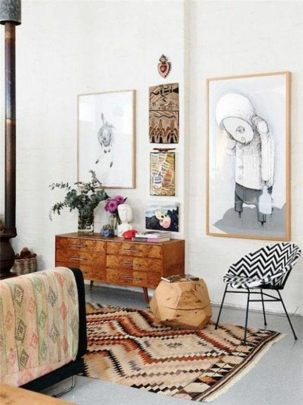 moderna mattor-en-moderna-stol-och-ett-porträtt-på-väggen