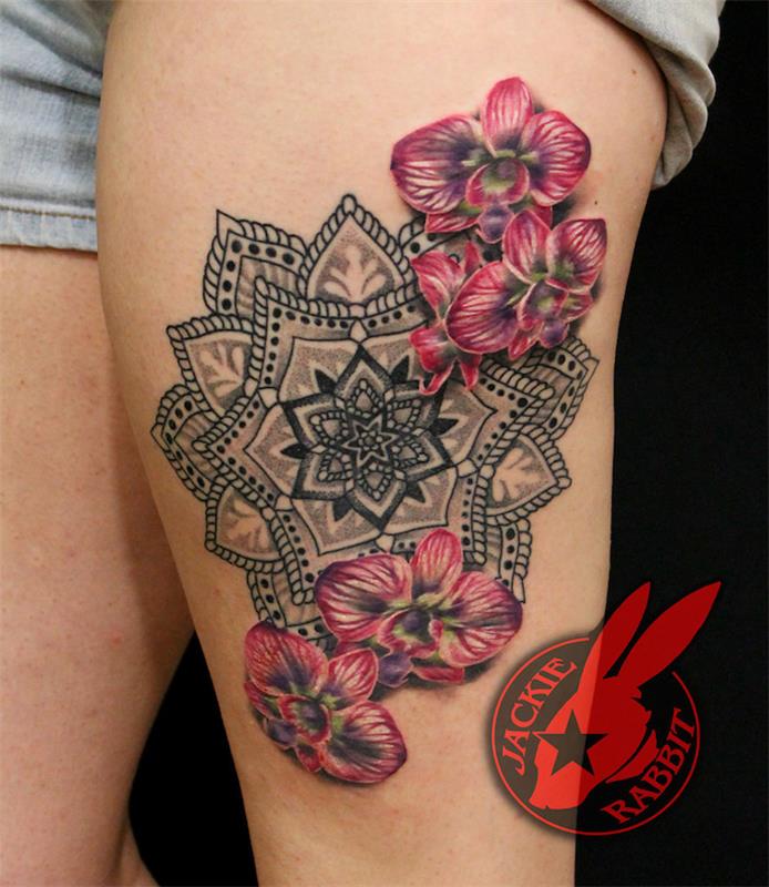 Mandala tetovanie žena na stehne kvety orchidey