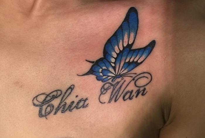 tetovanie motýľa, kresba tušom na koži, tetovanie lietajúceho modrého motýľa