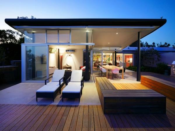 modern-hus-exteriör-trä-eller-komposit-terrass
