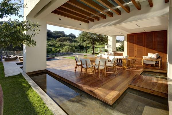 trä-eller-komposit-terrass-modern-exteriör-grunder