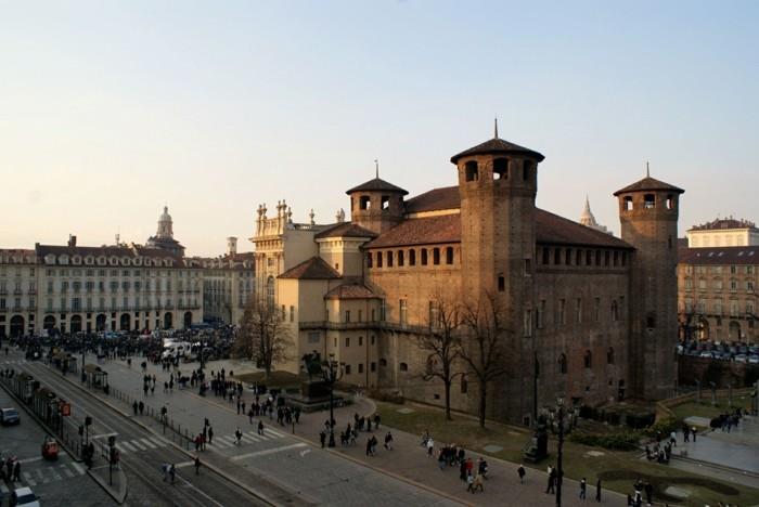 torino-besök-italien-de-vackraste-städerna-i-världen-storlek
