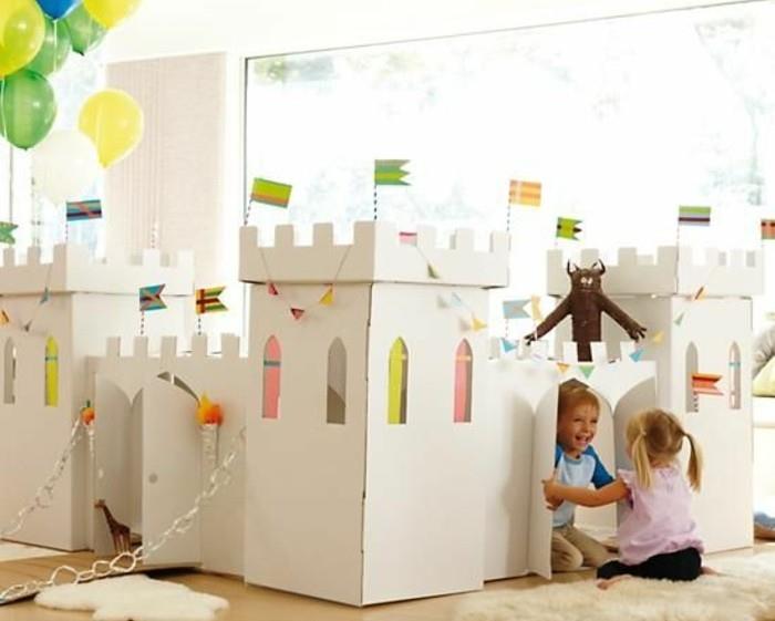 a-big-Castle-in-white-cardboard-where-your-children-will-play-at-Leisure-children-playhouse-project-diy-plus-accates