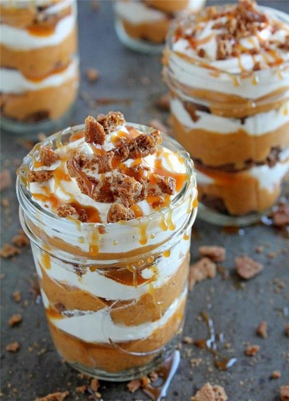 verrine-sweet-panna-cotta-and-caramel-aperitiv-verrine