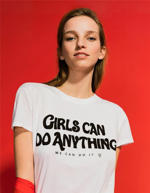 tonårsflicka kläder snygg t -shirt med en original grafik på styrkan hos tjejer