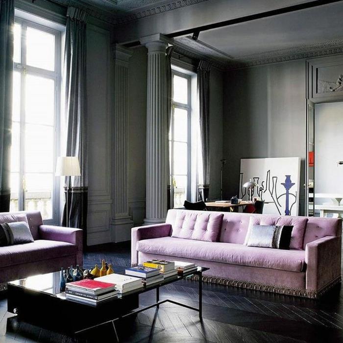 svetlo-purpurovo-fialová-spálňa-originál-dekorácia-sedačka