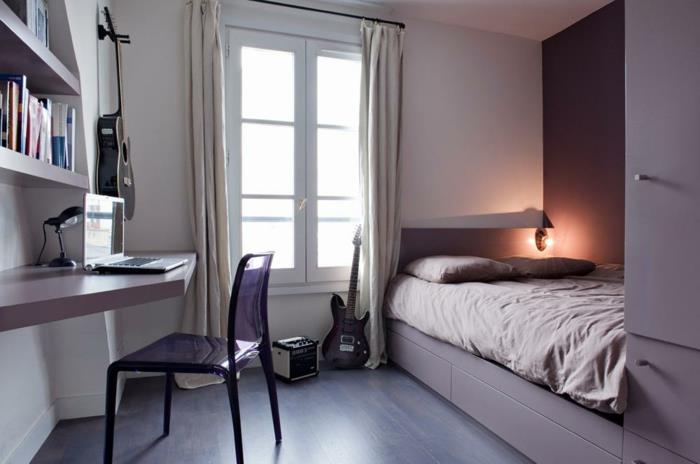 svetlo-purpurovo-fialová-spálňa-originál-dekorácia-posteľ