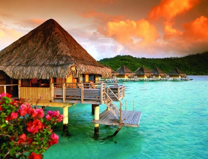Bungalower över vattnet, Intercontinental Bora Bora Le Moana Resort