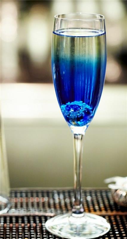 se-kristall-champagne-pris-champagneglas-blida-glas-blå-champagneglas