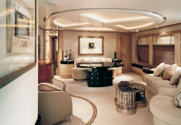 luxusný interiér jachty