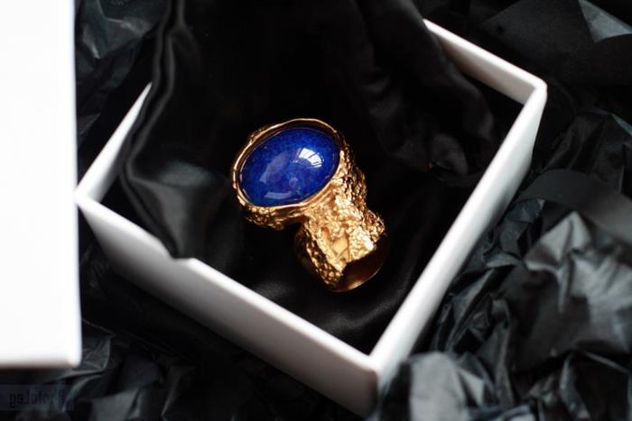 yves-saint-laurent-arty-star-ring-blå